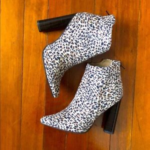 Qupid Suede Leopard Bootie Heels size 6.5